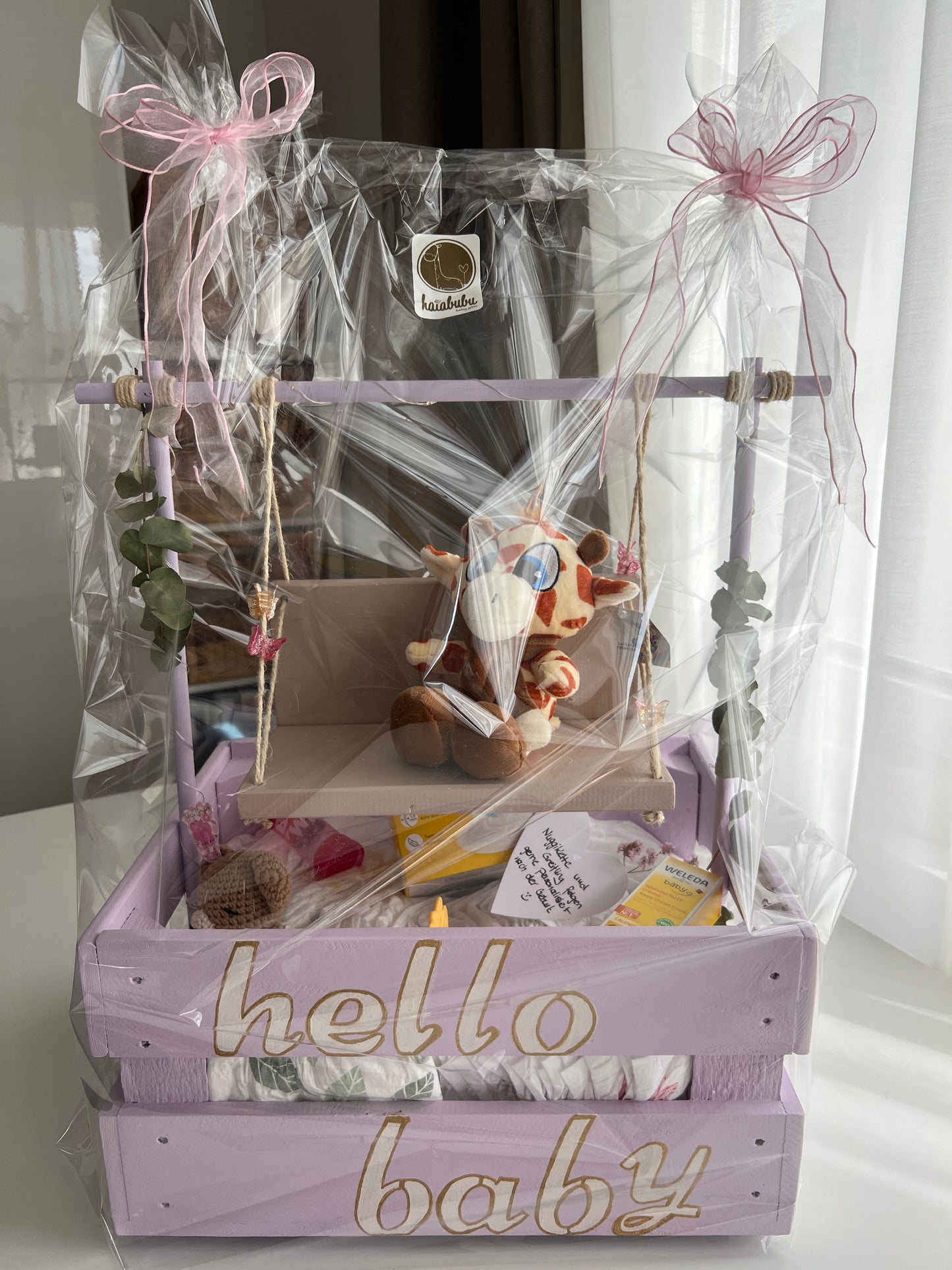 Geschenkidee zur Babyparty, die Windeltorte mal anders